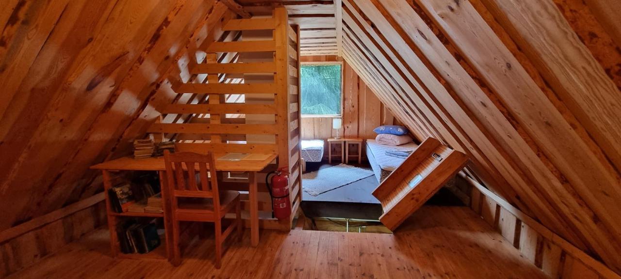 Atsikivi Puhketalu Hotel Häädemeeste Exterior foto