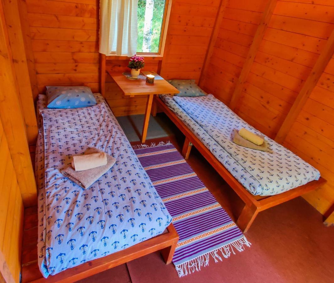Atsikivi Puhketalu Hotel Häädemeeste Exterior foto