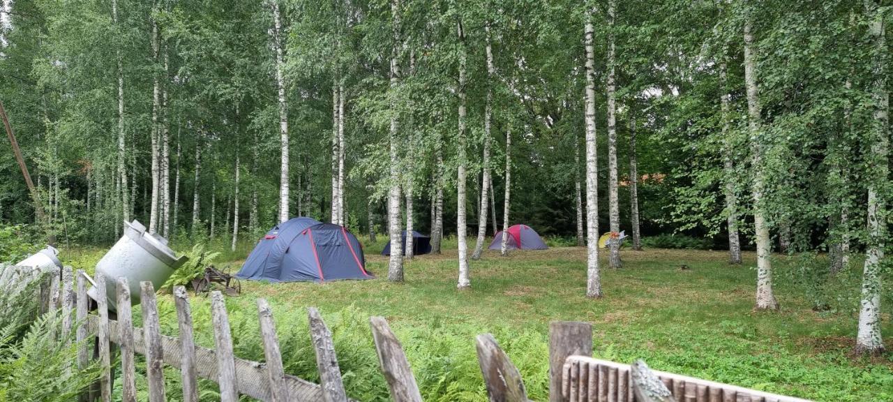 Atsikivi Puhketalu Hotel Häädemeeste Exterior foto