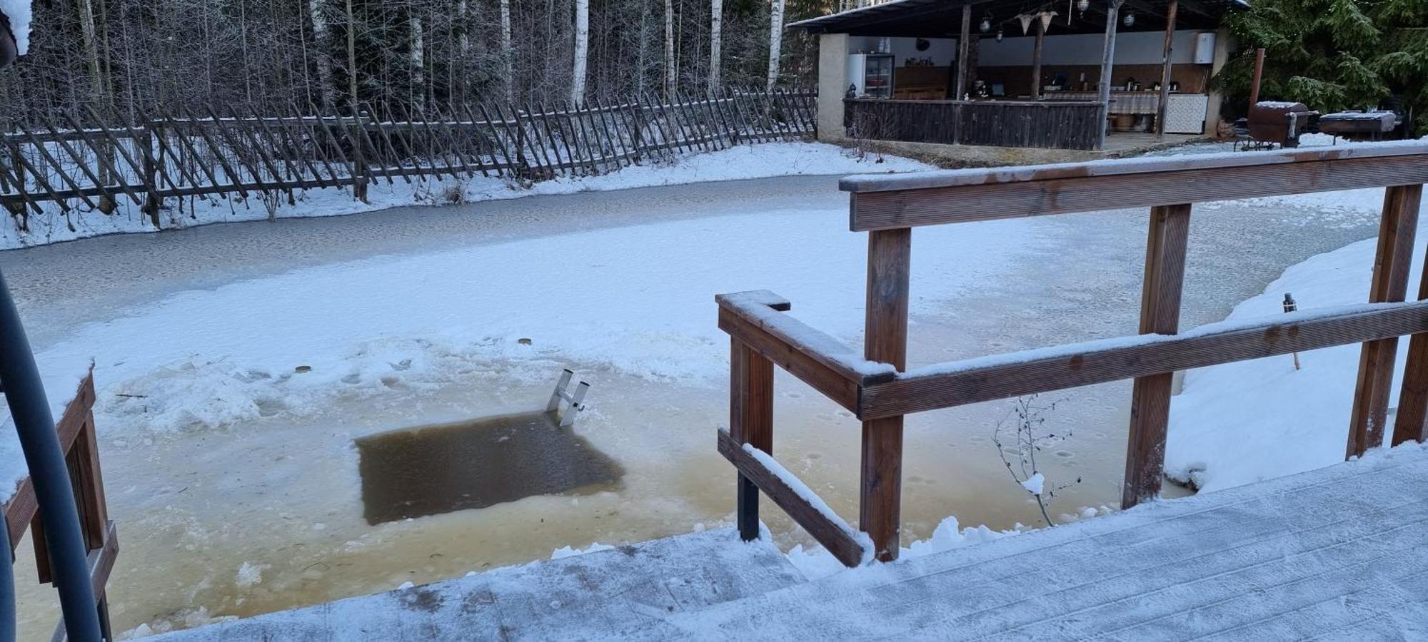 Atsikivi Puhketalu Hotel Häädemeeste Quarto foto